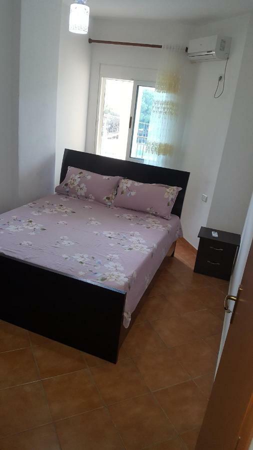 Gzim'S Apartment Durres Ngoại thất bức ảnh