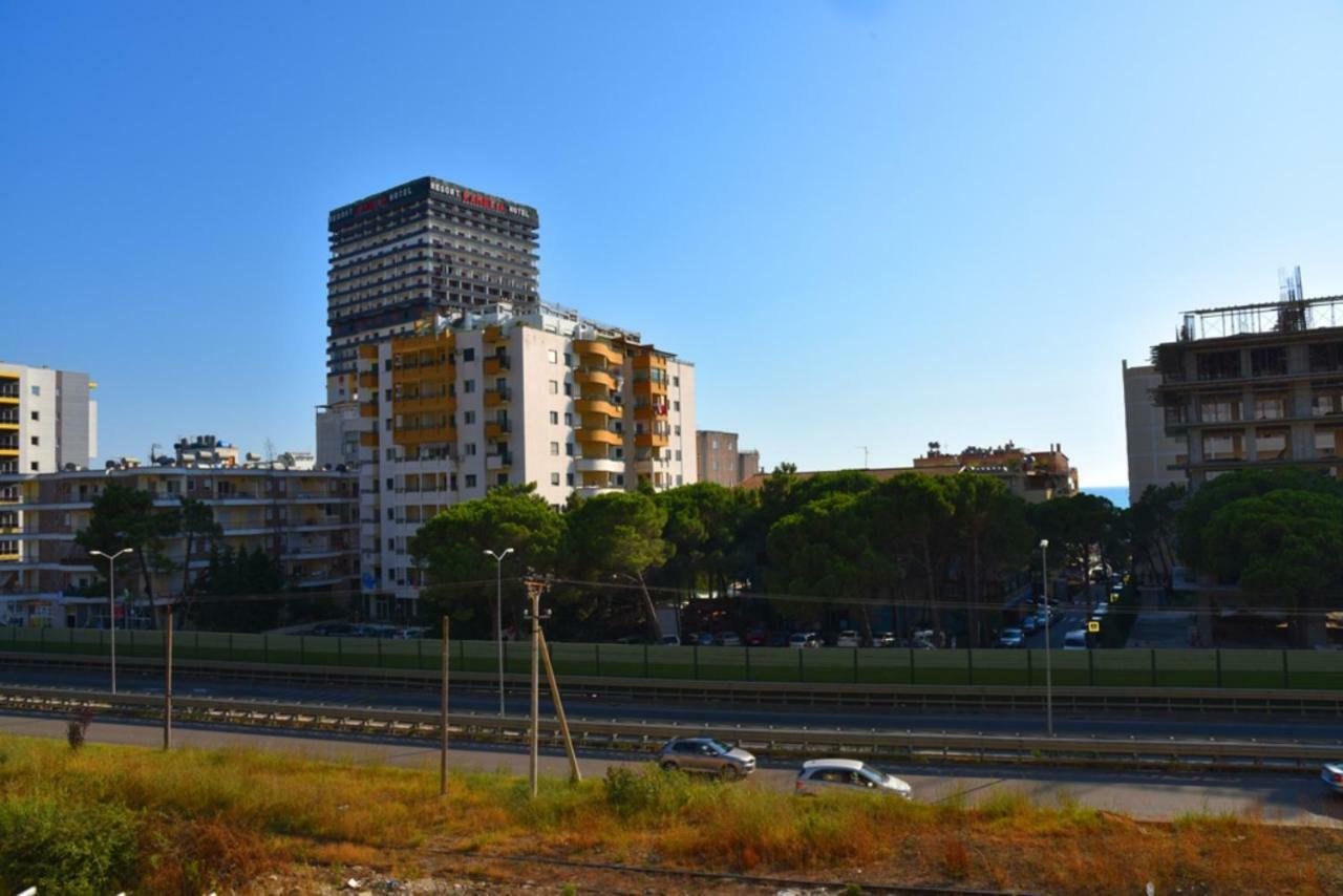 Gzim'S Apartment Durres Ngoại thất bức ảnh
