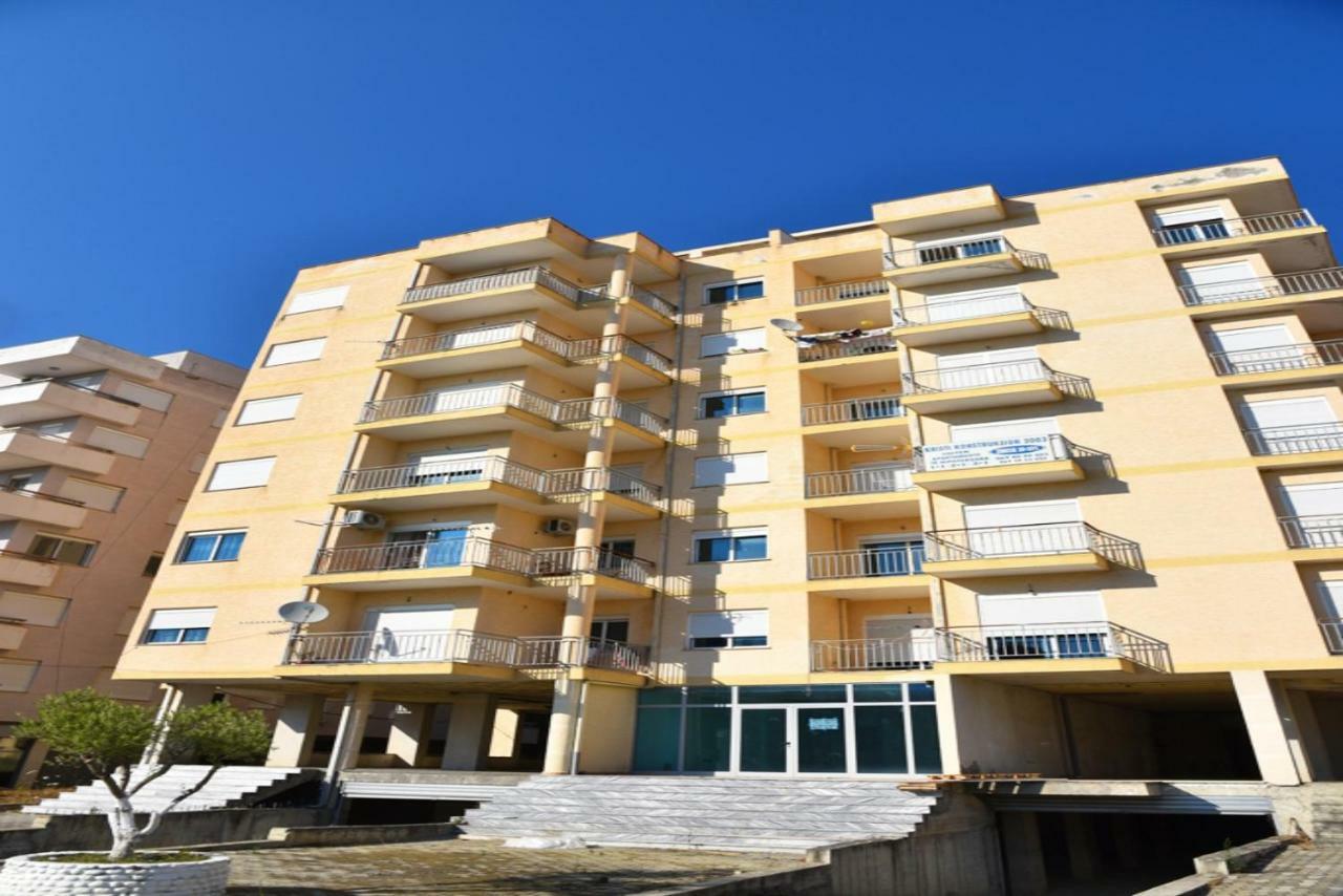 Gzim'S Apartment Durres Ngoại thất bức ảnh
